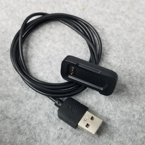 Kore 2.0 Fitness Tracker Wristband Smart Watch - Picture 7 of 10